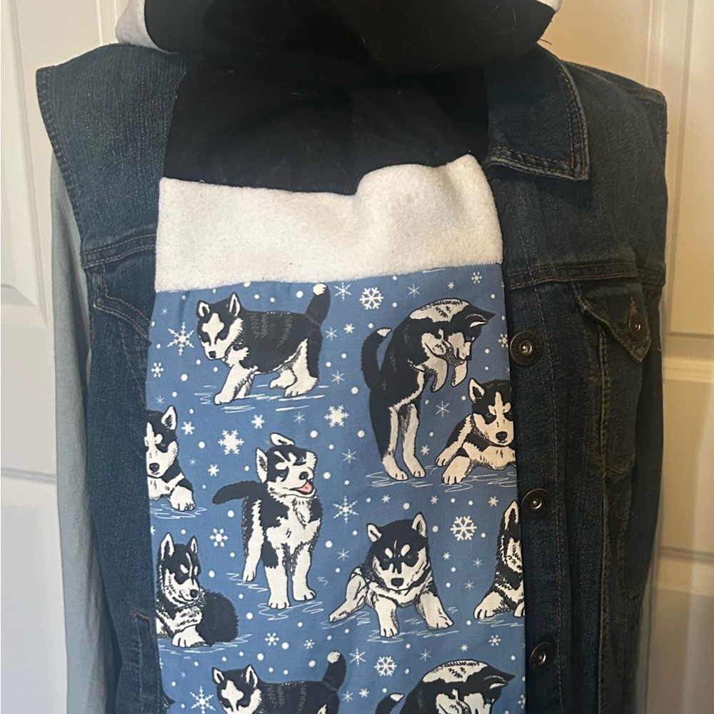 Husky Print Scarf flannel